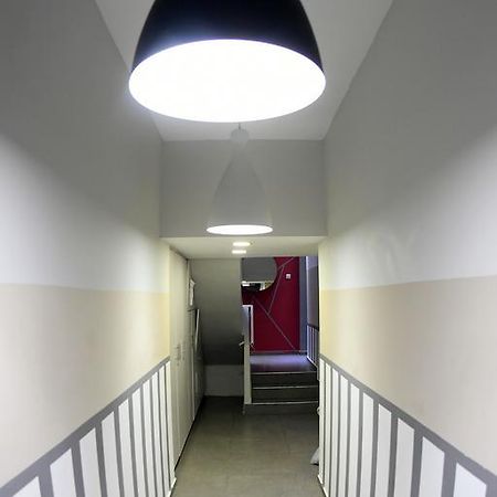 Crown Sea Apart Hotel Тел Авив Екстериор снимка