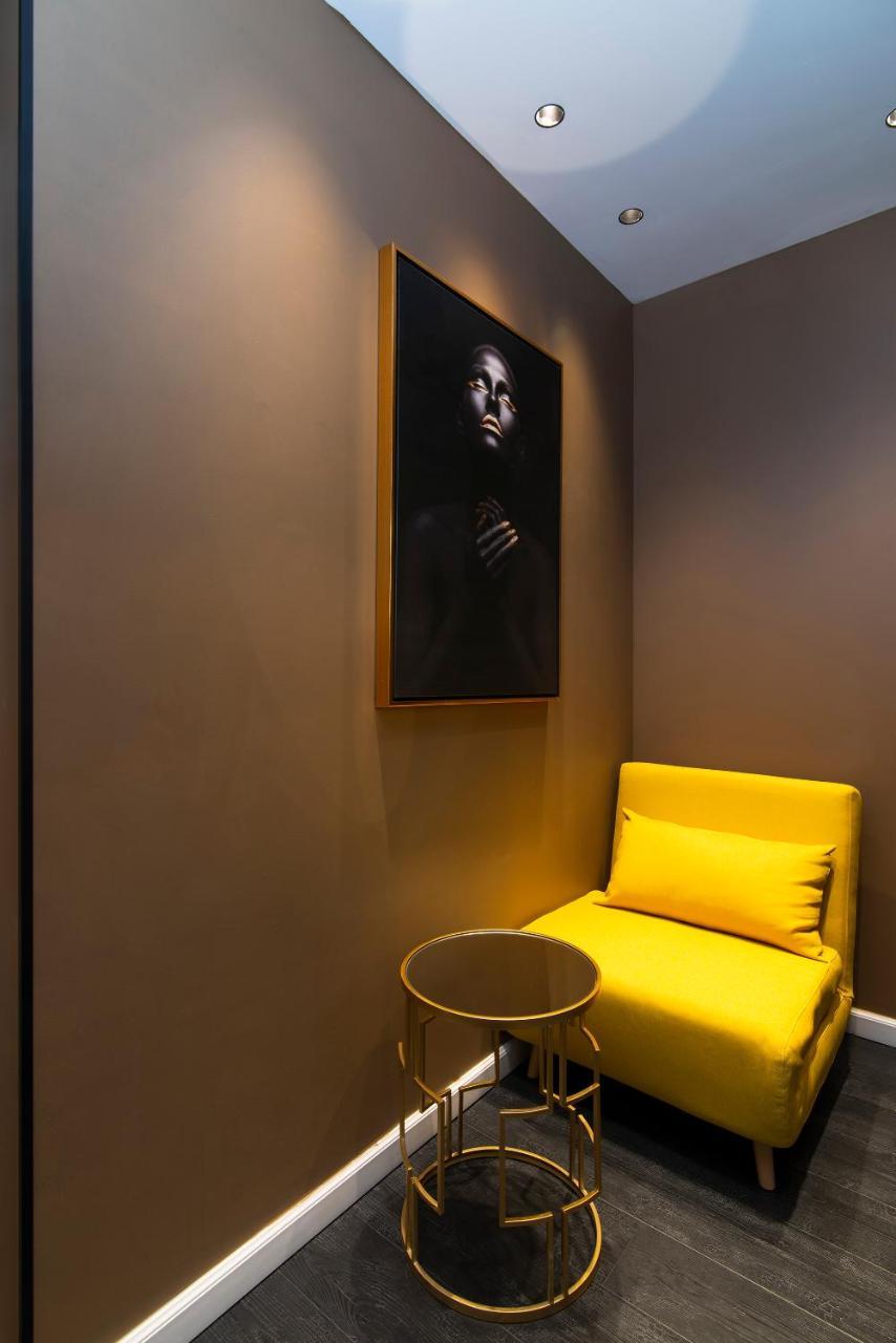 Crown Sea Apart Hotel Тел Авив Екстериор снимка